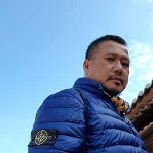 Meet your Posher, Sangbaek